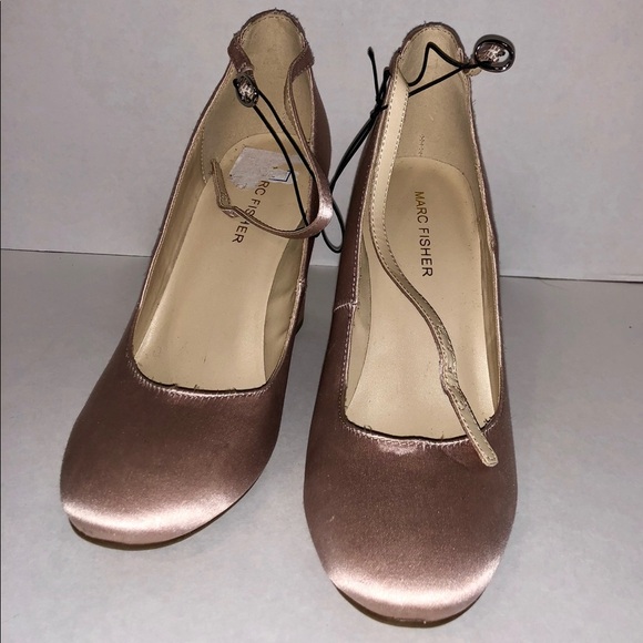 Marc Fisher Rose Mary Jane heels - Picture 5 of 7